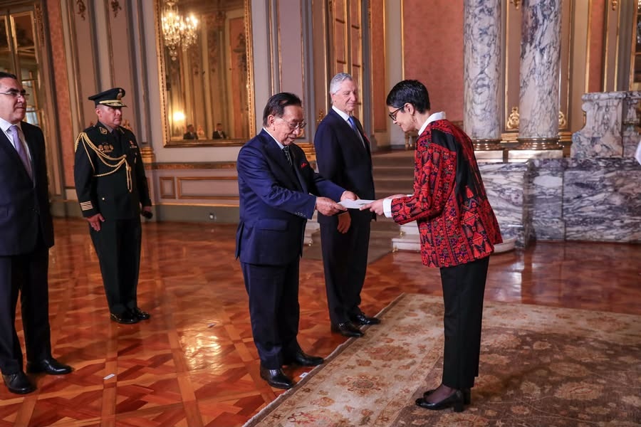 Presentación de Cartas Credenciales en Palacio de Gobierno